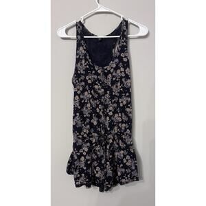 Women's Floral Blouse Express Size Medium Lightweight Top Loft Sleeveless Blouse